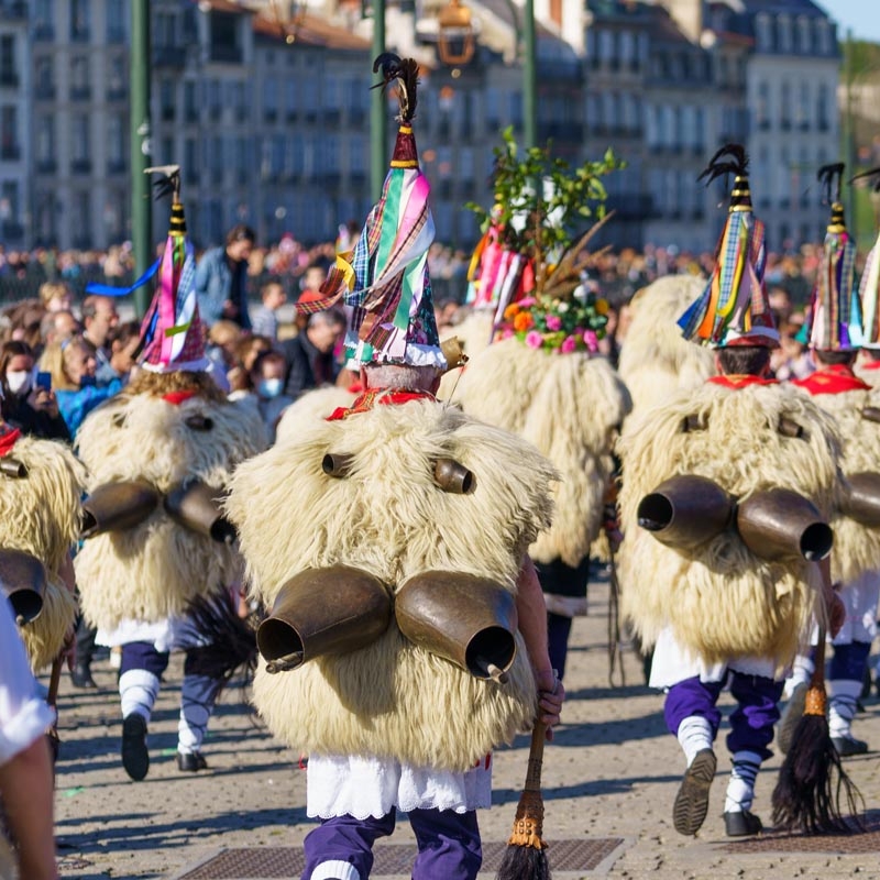 MendiLagunak